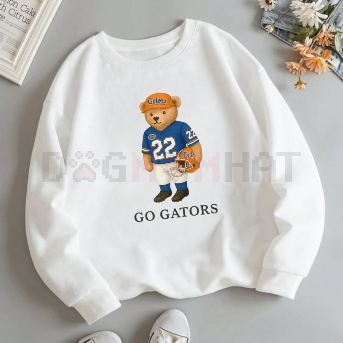 All Team College Football Teddy Bear Graphic Sweatshirt Pullover – White Vintage Sport Varsity Crewneck