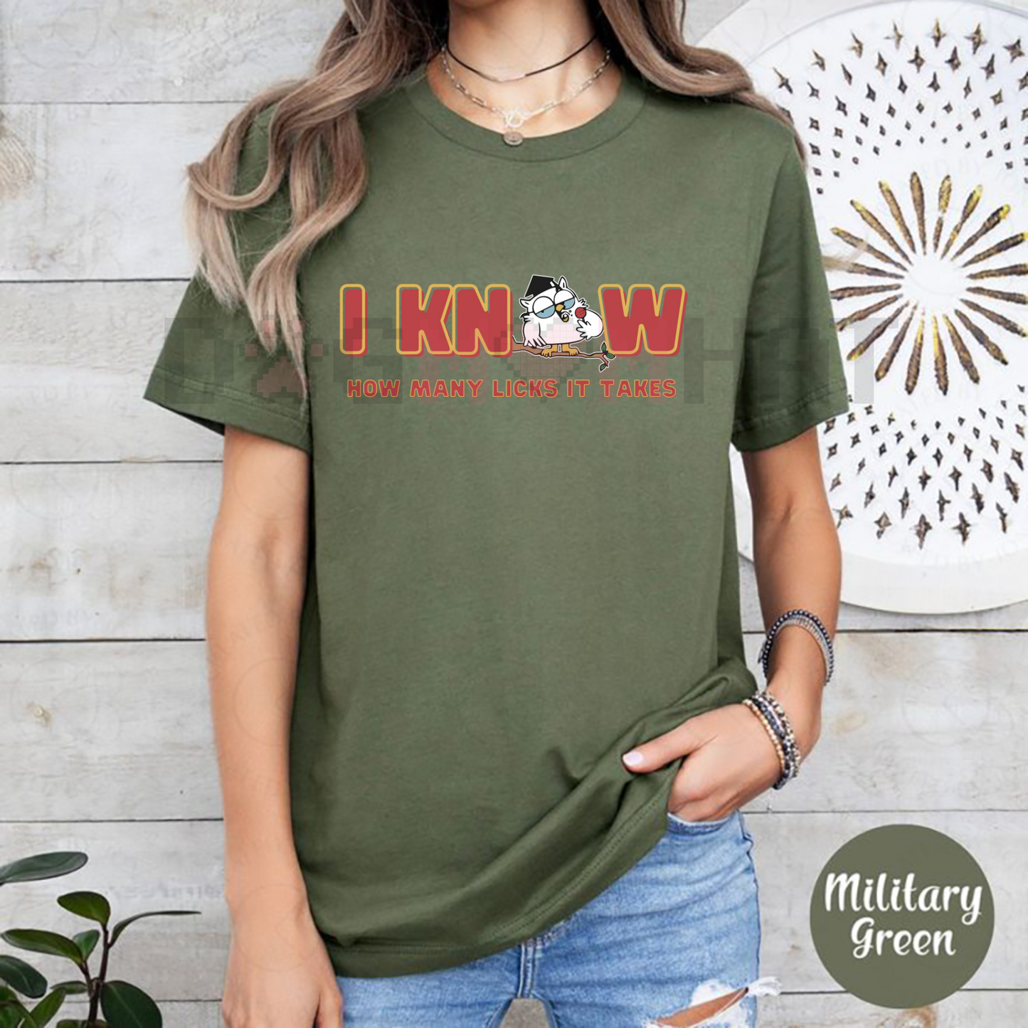 "I Know How Many Licks It Takes" Funny T-Shirt – Classic Pop Culture Nostalgia Tee, Witty Statement Shirt