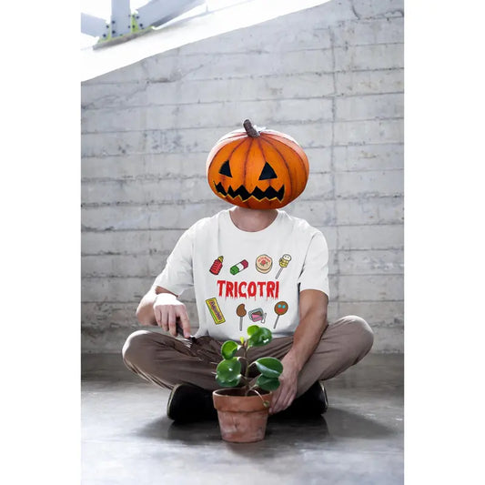 "Tricotri" T-Shirt - Cute Halloween Tee in Spanish | Trick or Treat Shirt - Dogmomhat