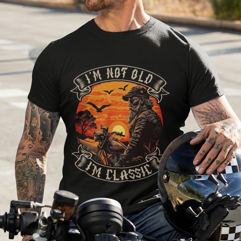 "I'm Not Old, I'm Classic" T-Shirt – New 2025 Summer Men's 100% Cotton, Short-Sleeve, Funny Quote Tee