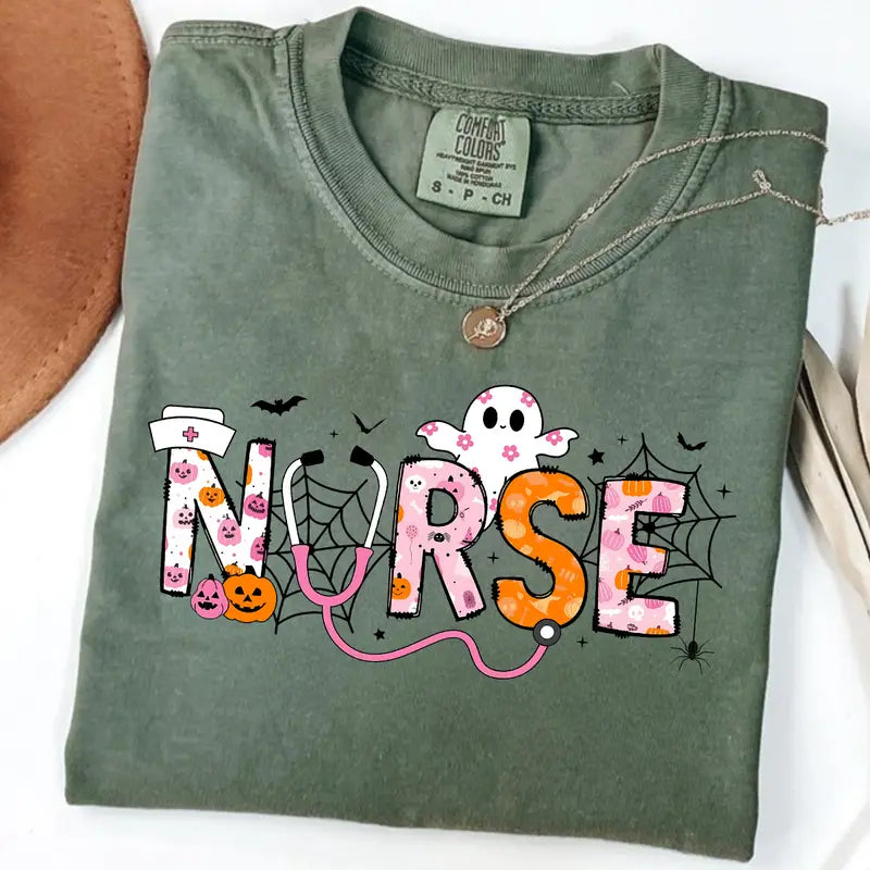 Comfort Colors "Spooky Nurse" Halloween Shirt – Cute Nursing Tee, Gift for Nurse, Soft Cotton Graphic Top for Women