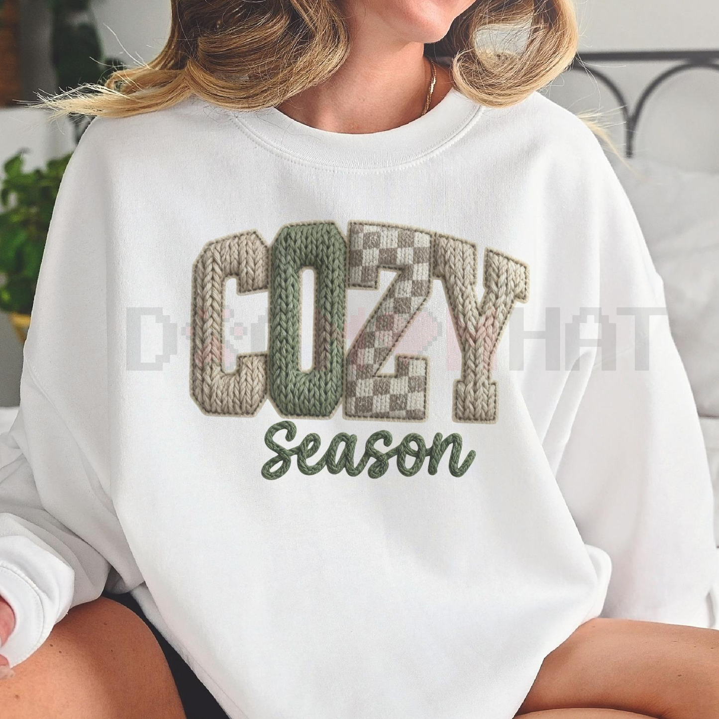 Relaxed Cozy Season Holiday Pullover – Unisex Fall Winter Comfort Crewneck Sweater