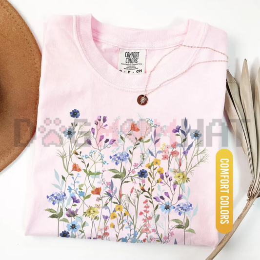 Botanical Pressed Wildflowers Graphic Tee - Vintage Cottagecore Pressed Floral Soft Cotton Unisex Nature Gift T-Shirt