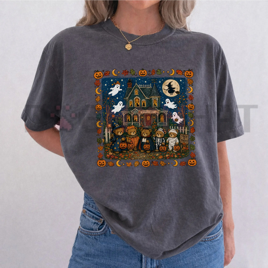 ChicCotton Vintage 90s Bears Halloween Shirt - Comfort Colors Haunted House Tee