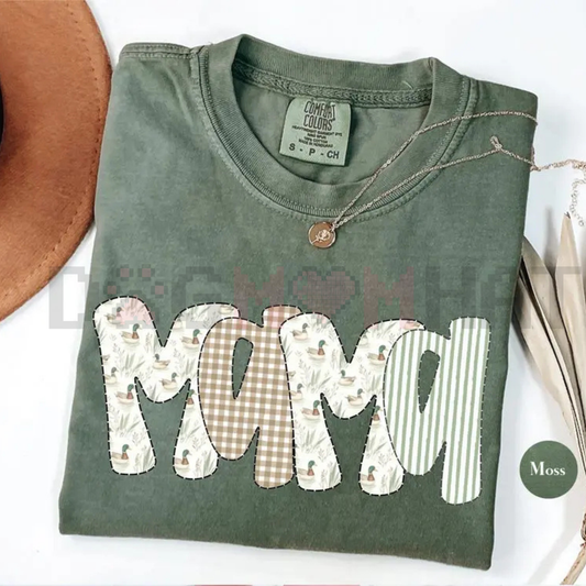Vintage Mallard Duck Mama Tee – Retro Hunting Mom T-Shirt