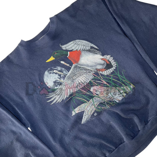 Vintage Loon Nature Graphic Crewneck – Unisex Outdoor Apparel, Wildlife Lover Sweatshirt