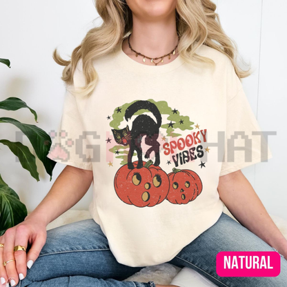 Retro 80s Spooky Black Cat Pumpkin Graphic Tee - Vintage Halloween Cat Mom Soft Cotton Unisex Fall Season T-Shirt