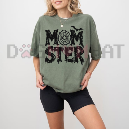 Halloween Mom Comfort Colors® Funny Momster Spooky Mama T-Shirt
