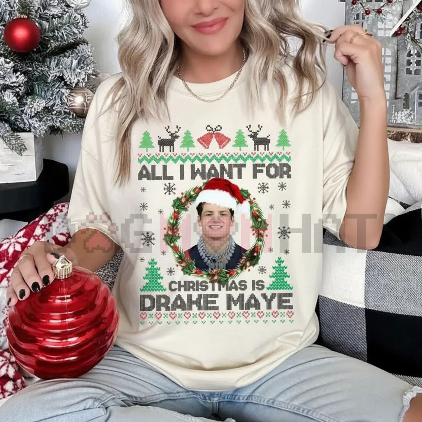 Drake Maye Throwback Rookie T-Shirt – Distressed Vintage Quarterback Streetwear Tee