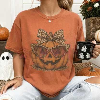 Comfort Colors® Fall Halloween Leopard Pumpkin T-Shirt - Retro Jack-o'-Lantern Graphic Tee
