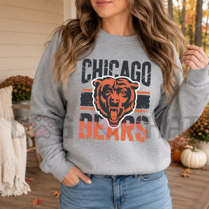 Chicago Football Vintage Gridiron Crewneck Graphic Sweatshirt