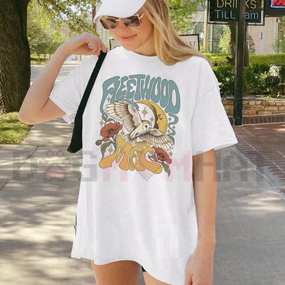 Fleetwood Mac Celestial Owl Vintage 70s Rock Band Graphic T-Shirt