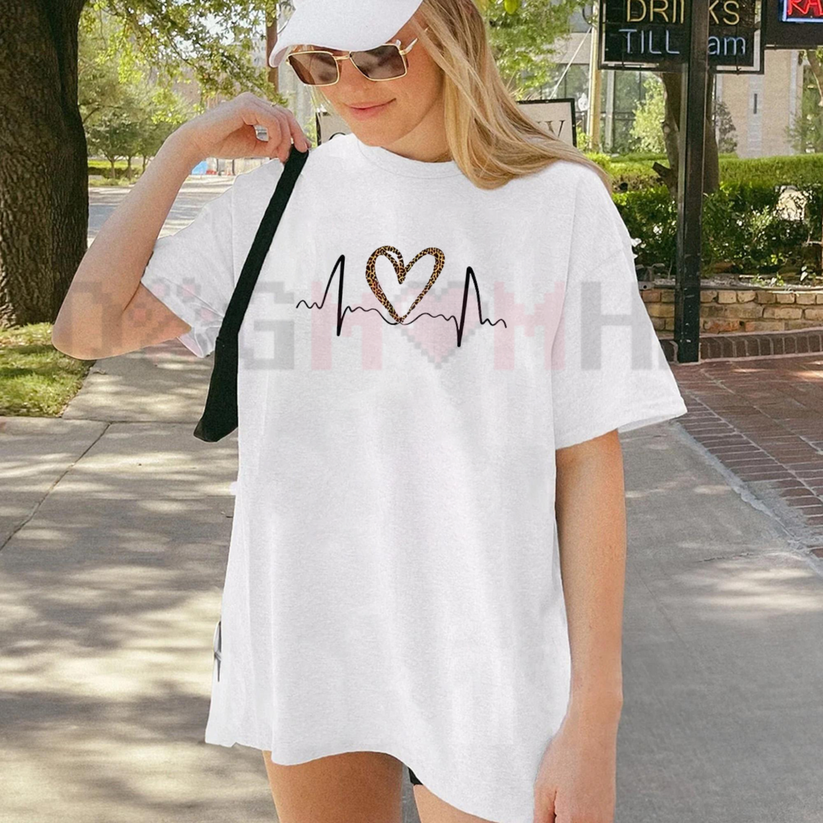 Parke Horizon Tee – Unisex Leopard Heart ECG Graphic T-Shirt