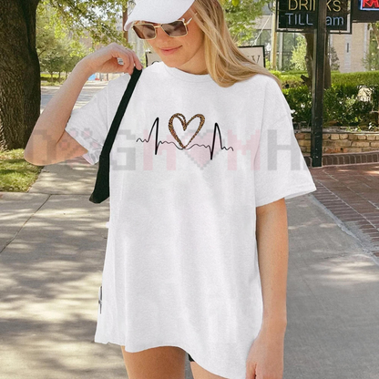 Parke Horizon Tee – Unisex Leopard Heart ECG Graphic T-Shirt