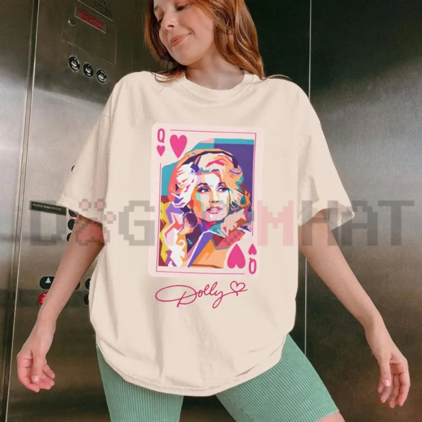 Vintage Dolly Parton "Queen Of Hearts" T-Shirt - Country Music Legend Graphic Tee