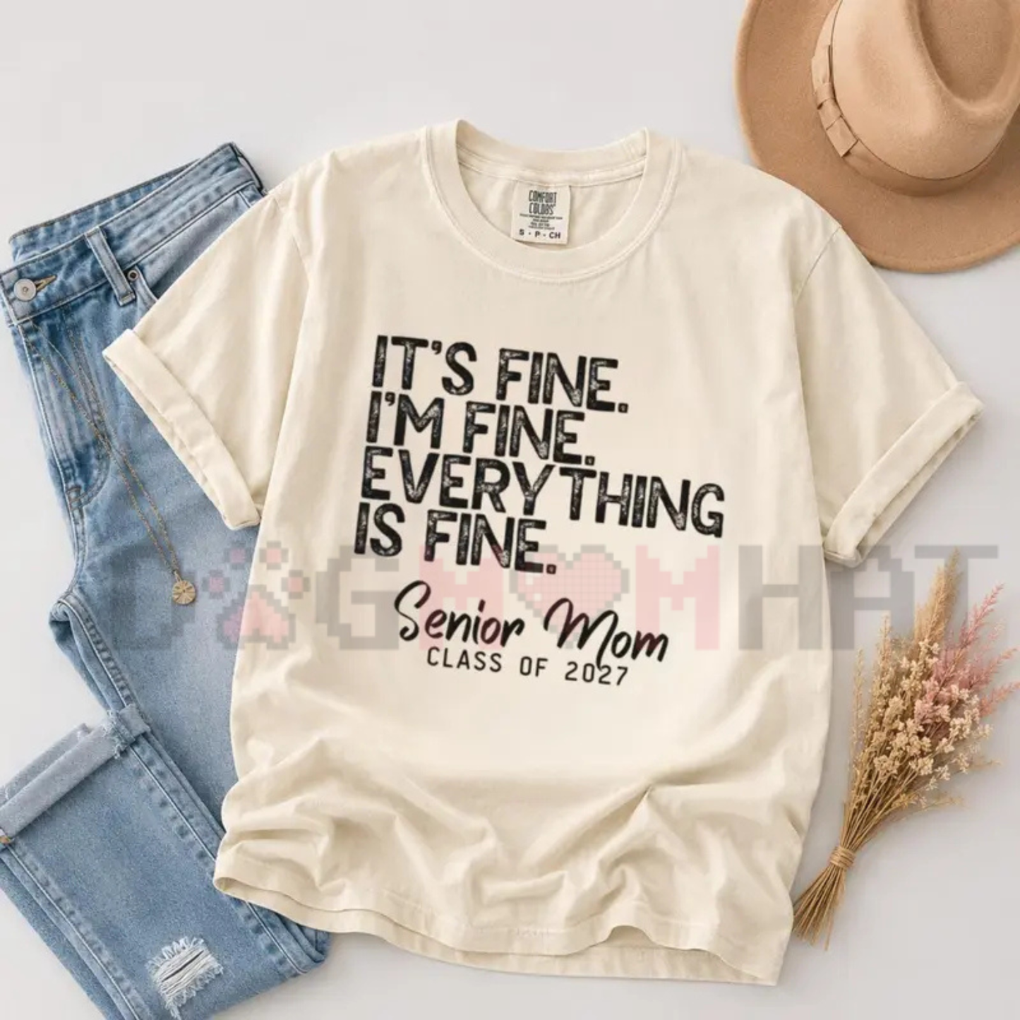 Comfort Colors Senior Mom Class of 2027 T-Shirt - Retro Graduation Gift Tee