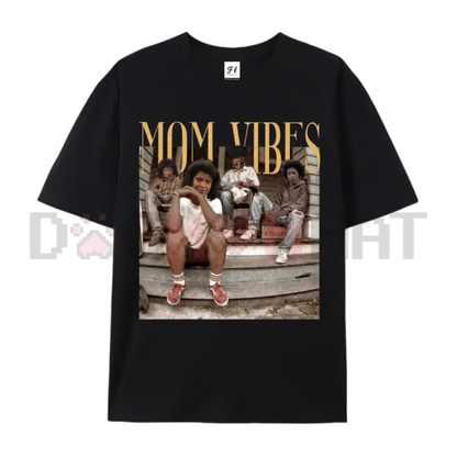 "Mom Vibes" Vintage 90s Nostalgia Graphic T-Shirt