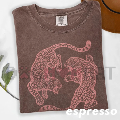 "Vintage Leopard Fighting" Wild Big Cat Engraved Graphic T-Shirt