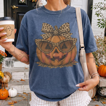 Comfort Colors® Fall Halloween Leopard Pumpkin T-Shirt - Retro Jack-o'-Lantern Graphic Tee