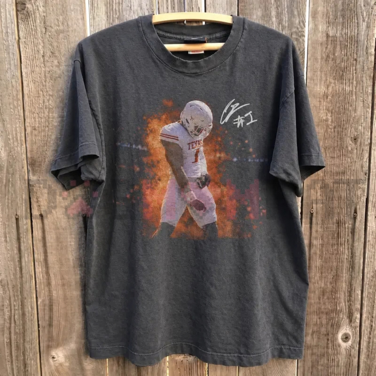 Colin Simmons Grotesque Sack Celly Texas Football Fan Graphic T-Shirt