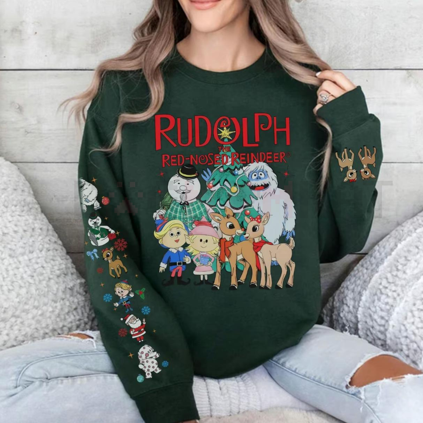 Nostalgic Rudolph Reindeer Crewneck – Unisex Christmas Jumper with Unique Sleeve Graphic
