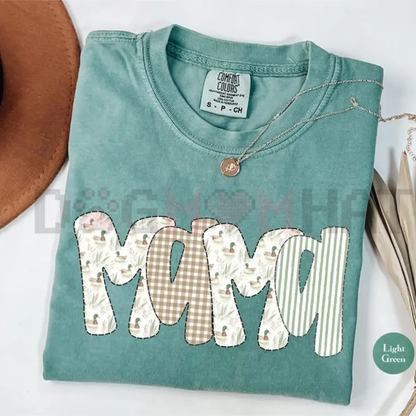 Vintage Mallard Duck Mama Tee – Retro Hunting Mom T-Shirt