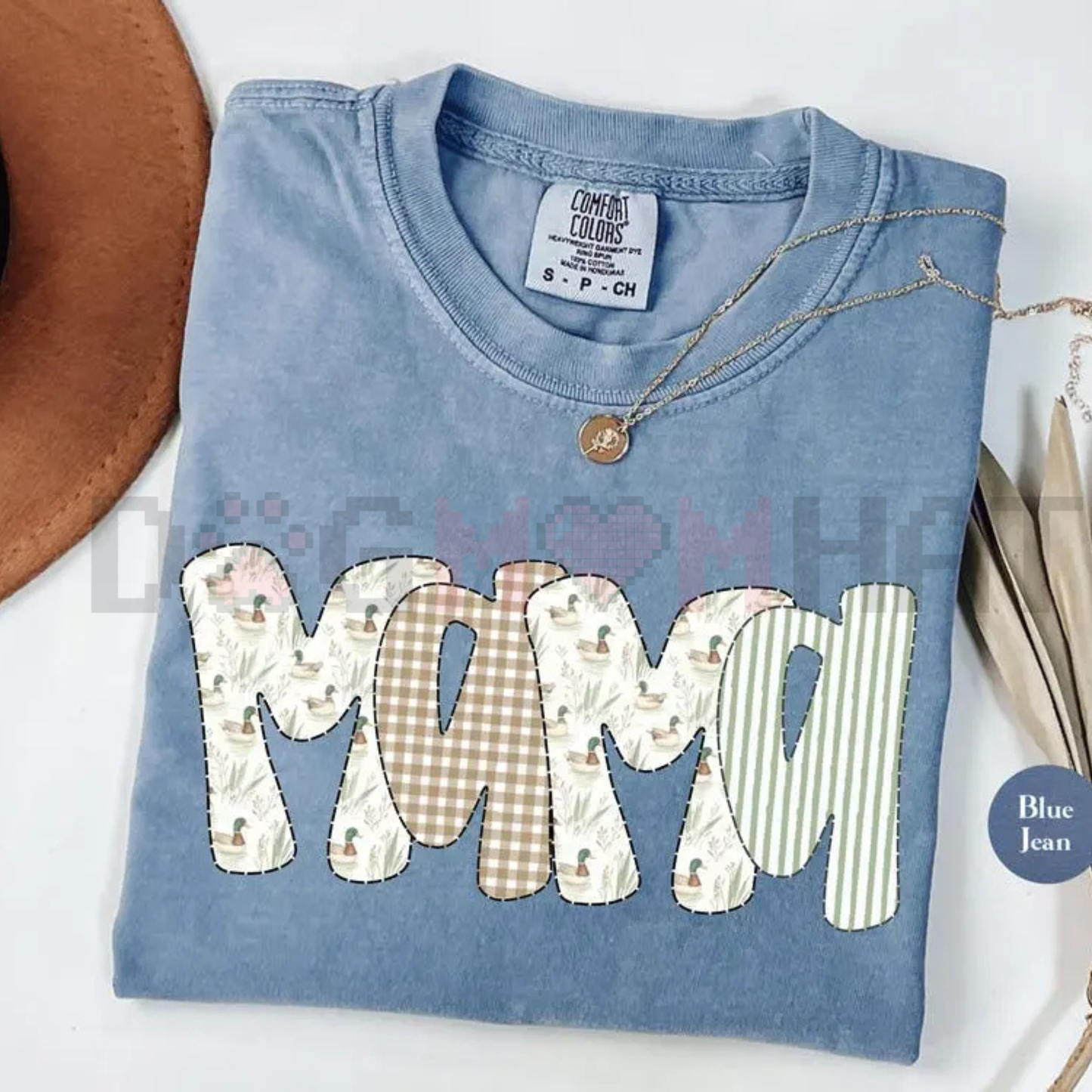 Vintage Mallard Duck Mama Tee – Retro Hunting Mom T-Shirt