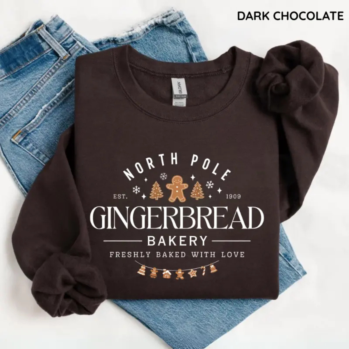 Cluckmas Crewneck – Gingerbread Bakery Christmas Cookie Aesthetic Sweatshirt