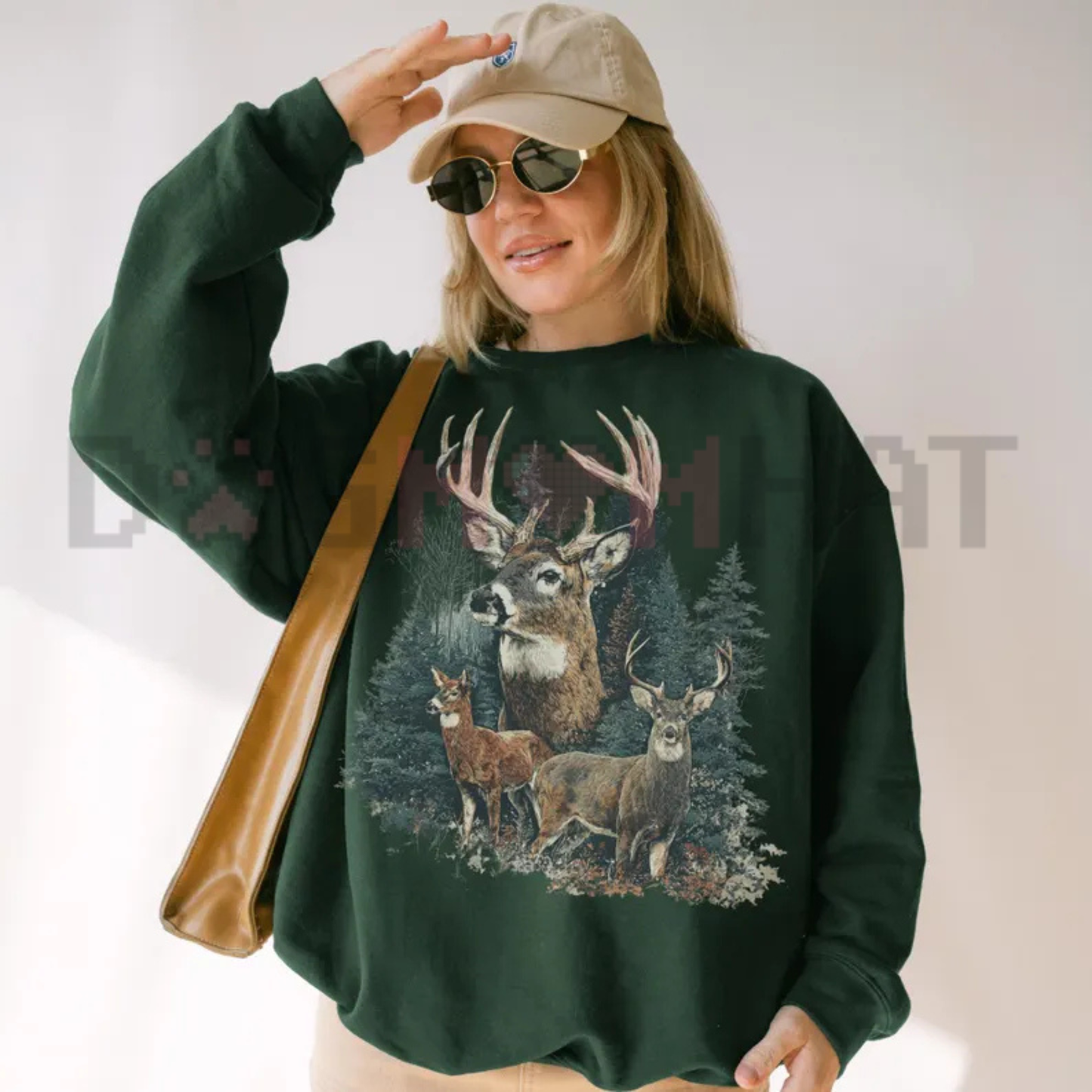 Midwest Whitetail Estate Crewneck Sweatshirt - Vintage Deer Graphic Old Money Preppy Hunting Season Pullover