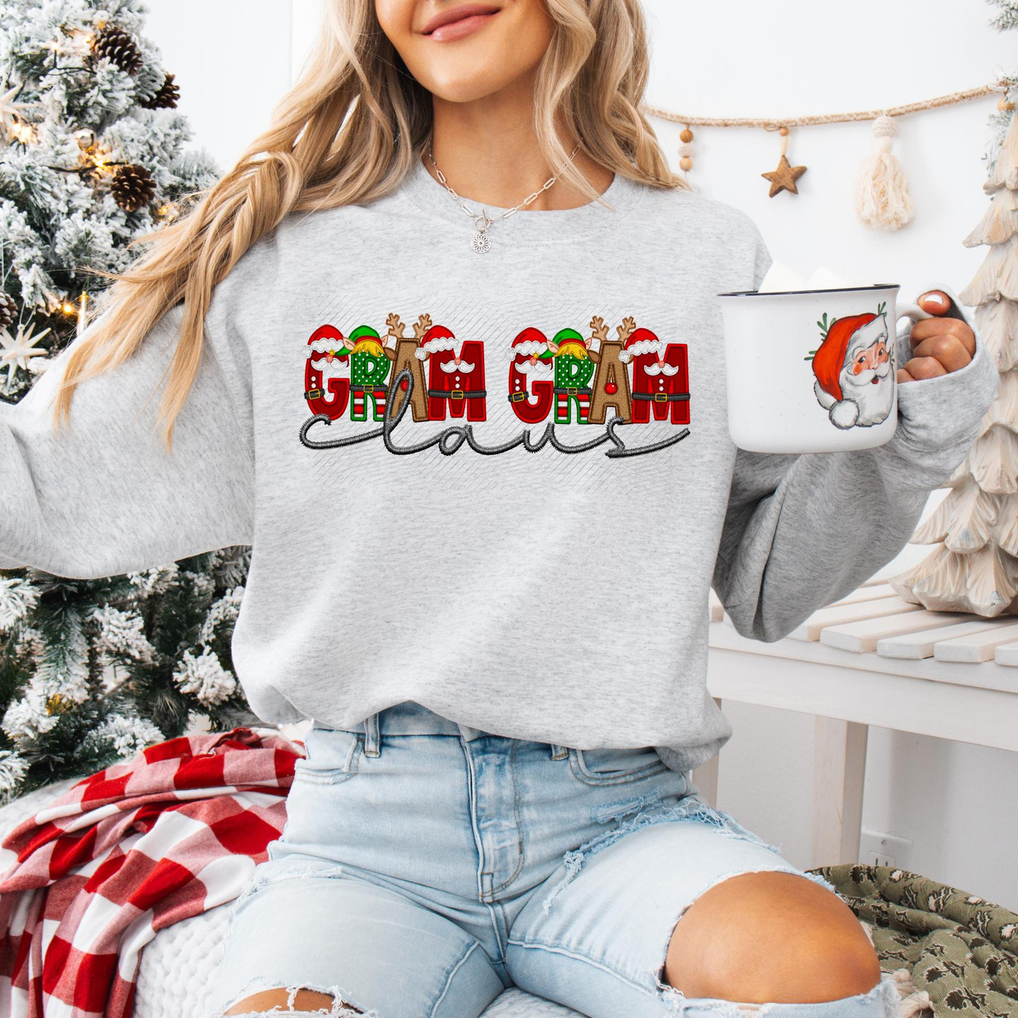 Unisex Faux Embroidery "Claus" Christmas Sweatshirt – Festive Holiday Pullover