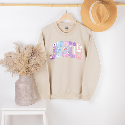 Parke Horizon Sweatshirt – Retro "Jesus Is The Light" Pastel Purple Graphic Crewneck