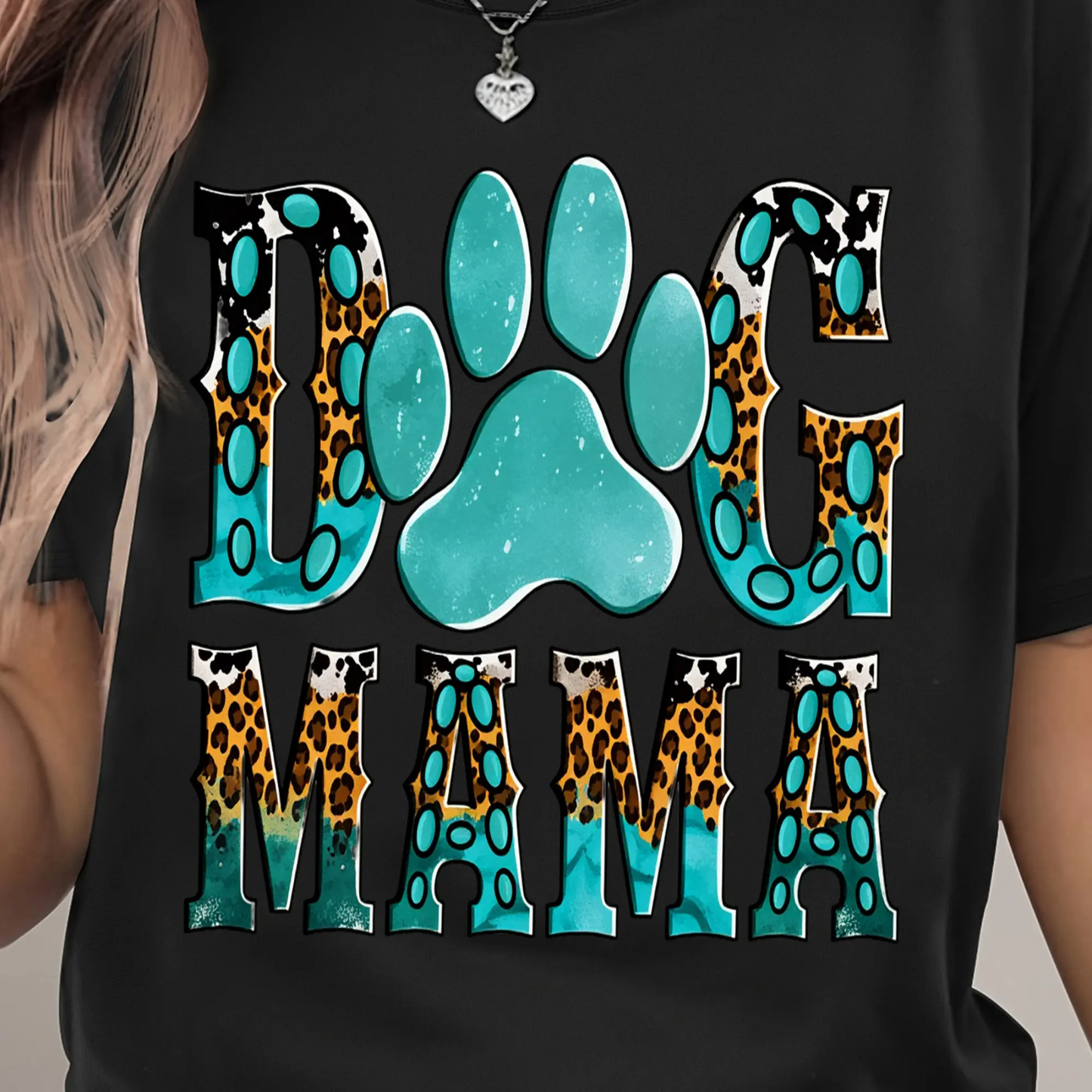 "MAMA" Bold Print T-Shirt – Modern Minimalist Motherhood Tee