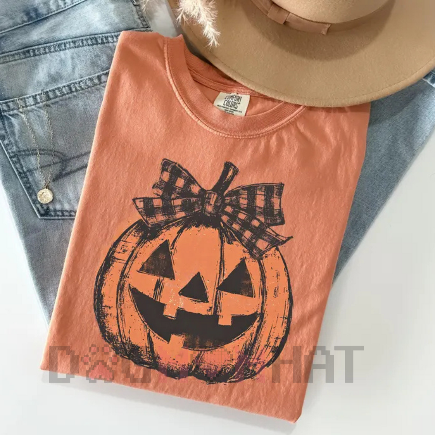 Comfort Colors® Jack o' Lantern Shirt – Preppy Coquette Halloween T-Shirt, Women's Pumpkin Bow Tee - DOGMOMHAT 