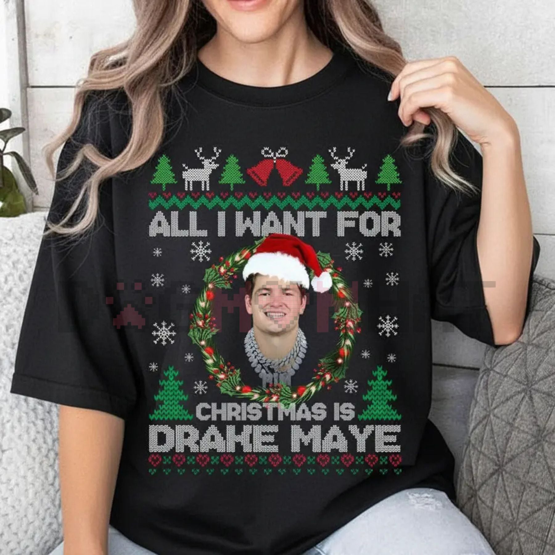 Drake Maye Throwback Rookie T-Shirt – Distressed Vintage Quarterback Streetwear Tee-Dogmomhat
