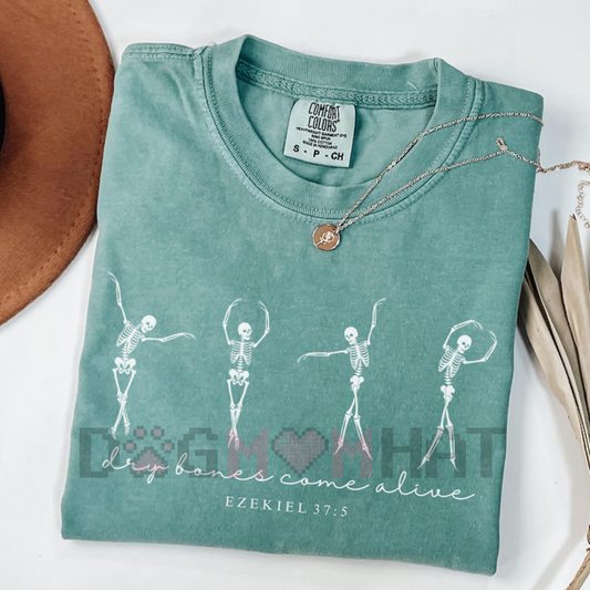 "Dry Bones Come Alive" Christian Halloween Shirt – Dancing Skeleton Fall Jesus Tee - dogmomhat