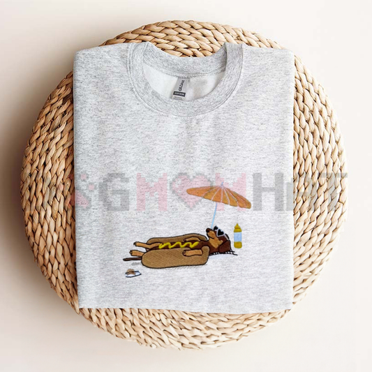 "Hot Dog on the Beach" Embroidered Dachshund T-Shirt - Dogmomhat