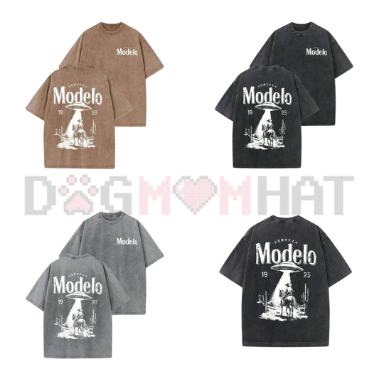 Modelo UFO Cowboy Graphic Tee - Dogmomhat