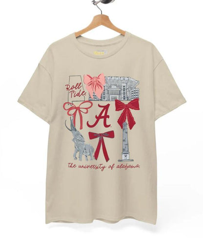 Retro Cozy Ghost Reading T-Shirt - Fall Library & Bookish Spooky Apparel
